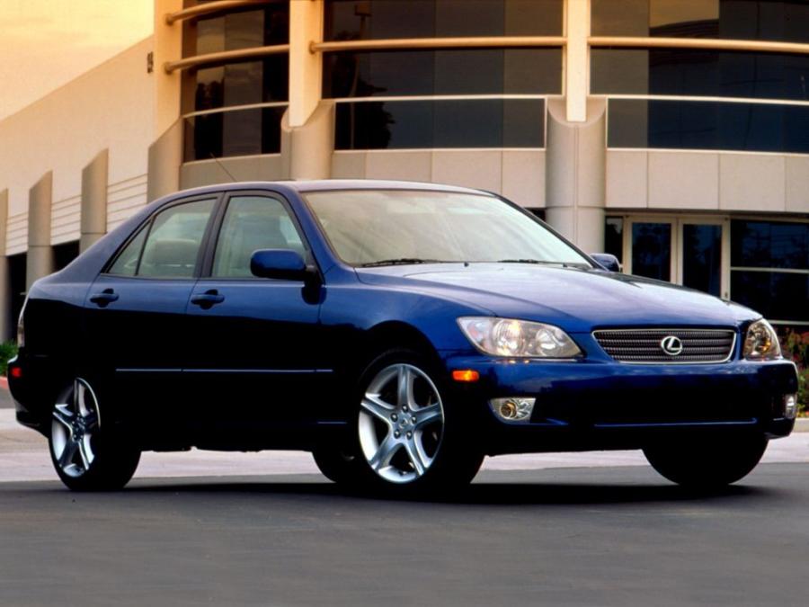 Lexus IS300 2001 года  (фото 9 из 23)